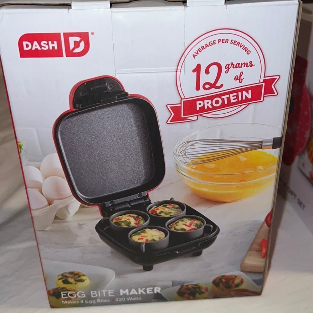 Dash Egg Bite Maker NEW . Breakfast fast abs ways . Mini cheesecakes. Egg maker